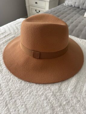 Womens Felt Fedora Hat - Camel Brown with ribbon